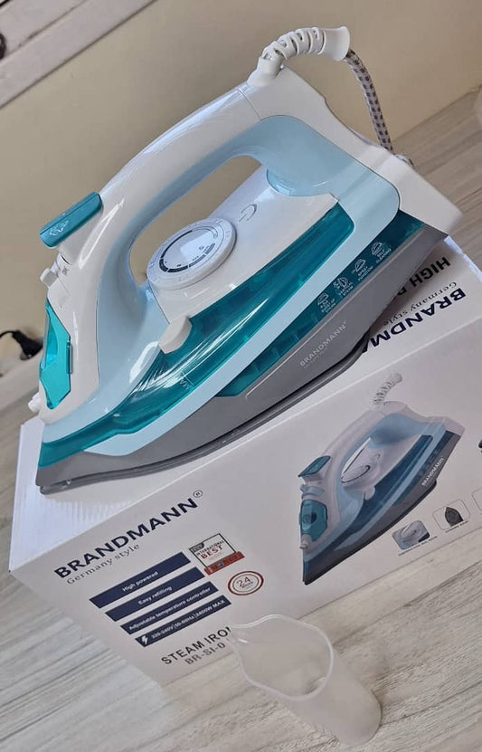 Fer à vapeur Brandmann professionnel 2400W